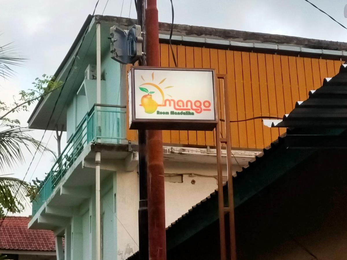 Mango Room Mandalika Kuta  Luaran gambar